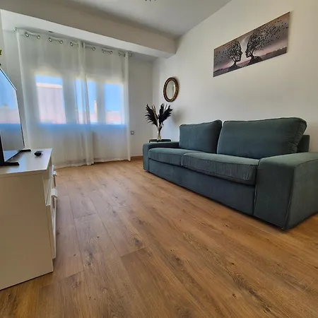 1a142 Moderno De 3 Apartment