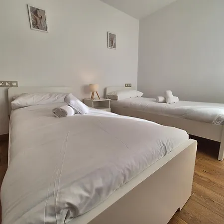 1a142 Moderno De 3 Apartamento Gijón