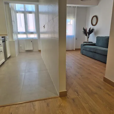 1a142 Moderno De 3 * خيخون